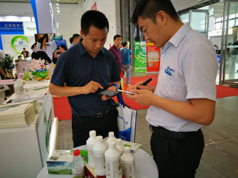 星耀江城,驱虫双雄惊艳亮相2019(武汉)畜博会!